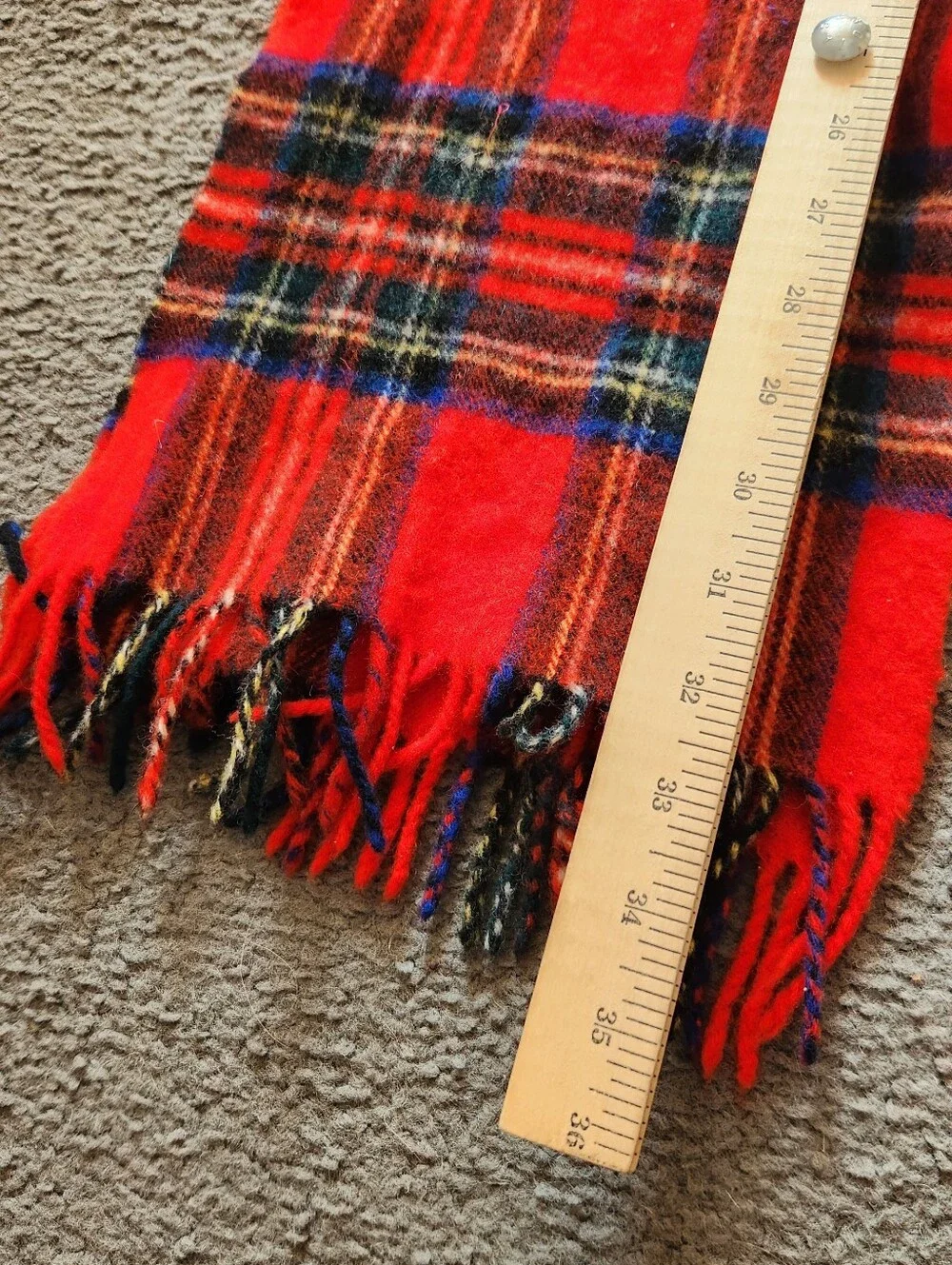 THE SCOTCH HOUSE Scarf Red Royal Stewart Plaid 100% Wool Tartan Made In Scotland